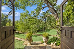 525 E Hickory Hill Road - Photo 23