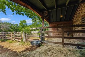 525 E Hickory Hill Road - Photo 31