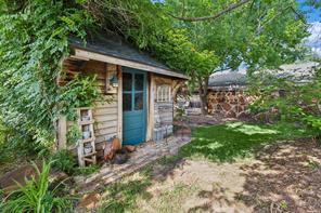 525 E Hickory Hill Road - Photo 32