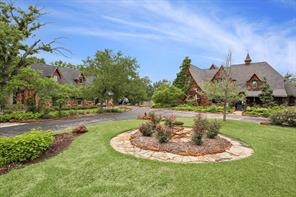 525 E Hickory Hill Road - Photo 39