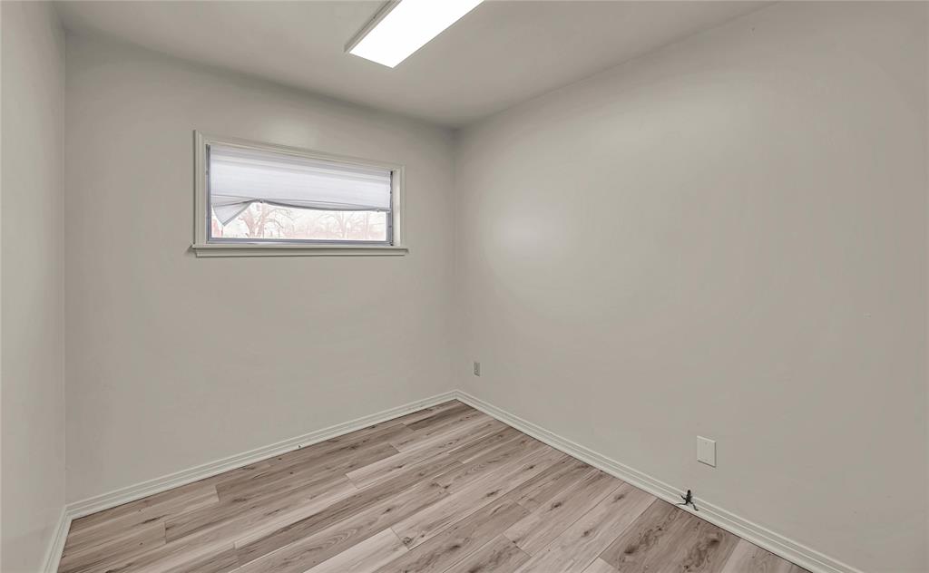 202 N Avenue G - Photo 15