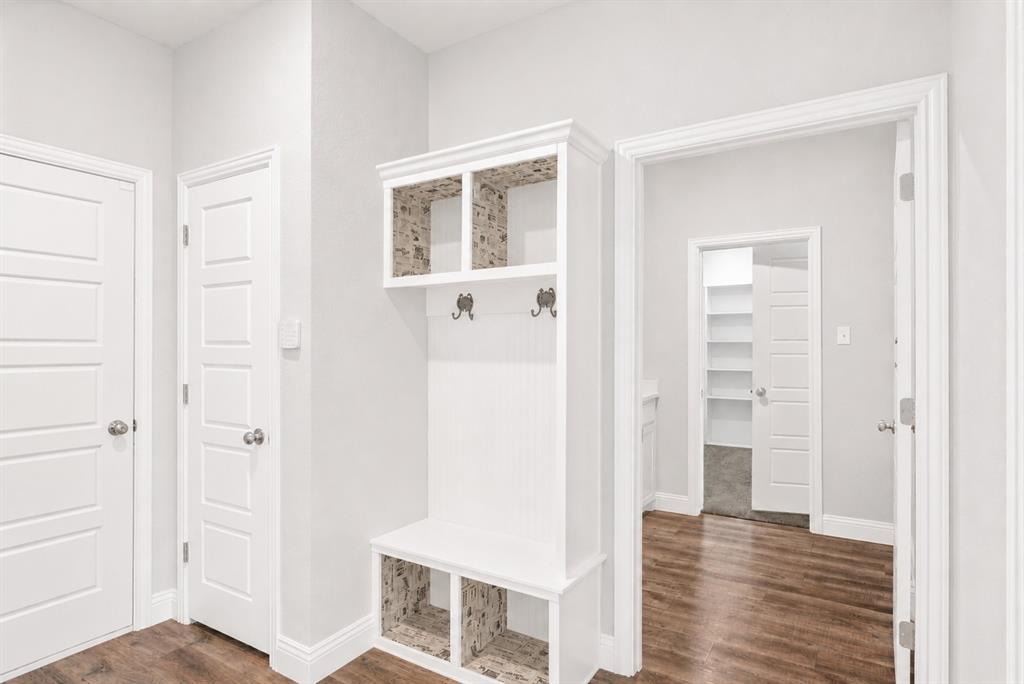 1045 Churchill Lane - Photo 25