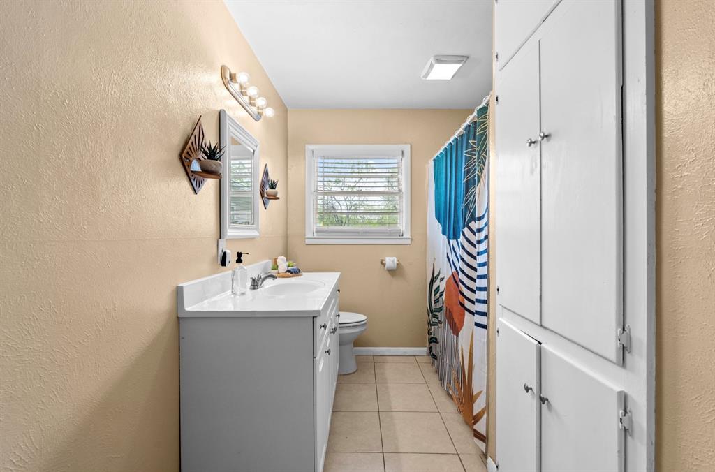 1110 Park Street - Photo 21