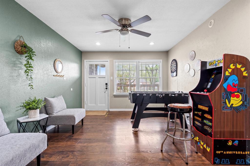 1110 Park Street - Photo 4