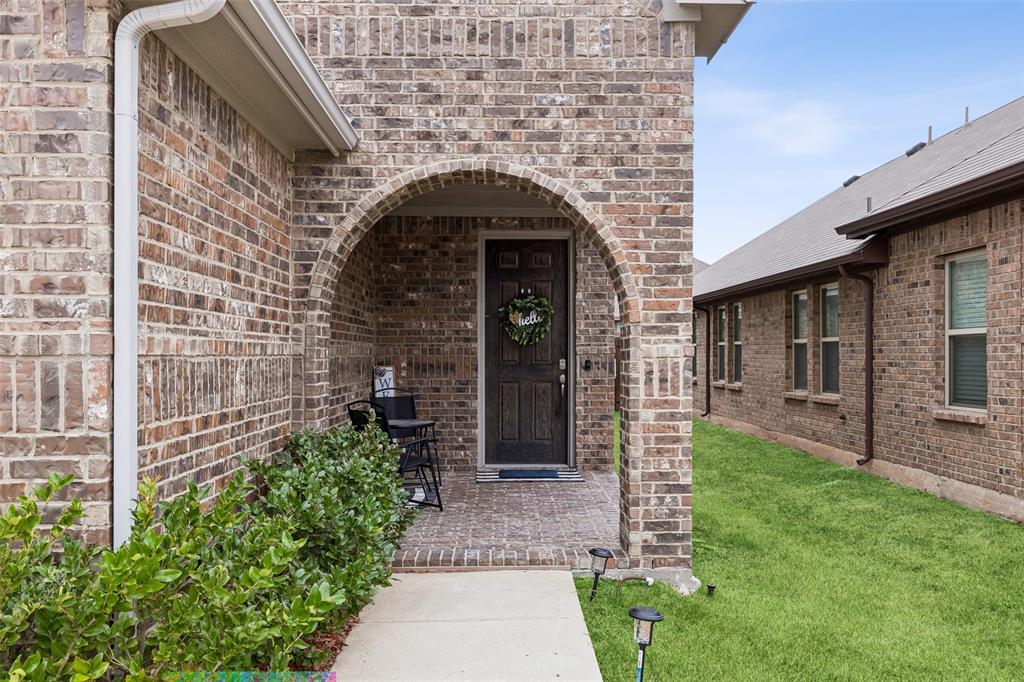1053 Norias Drive - Photo 3