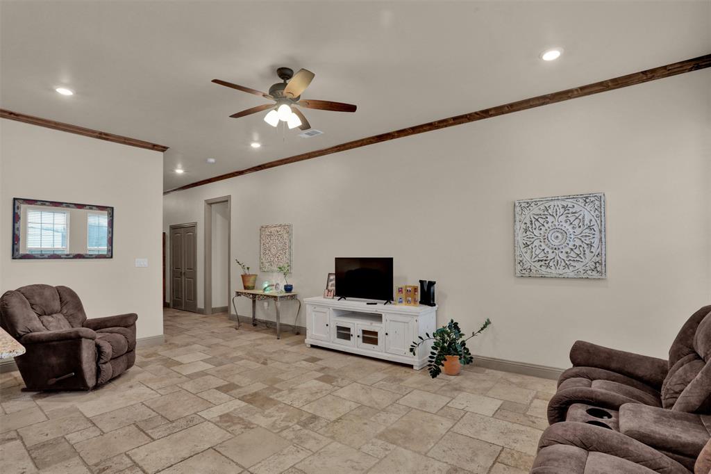 231 Orduna Street - Photo 18