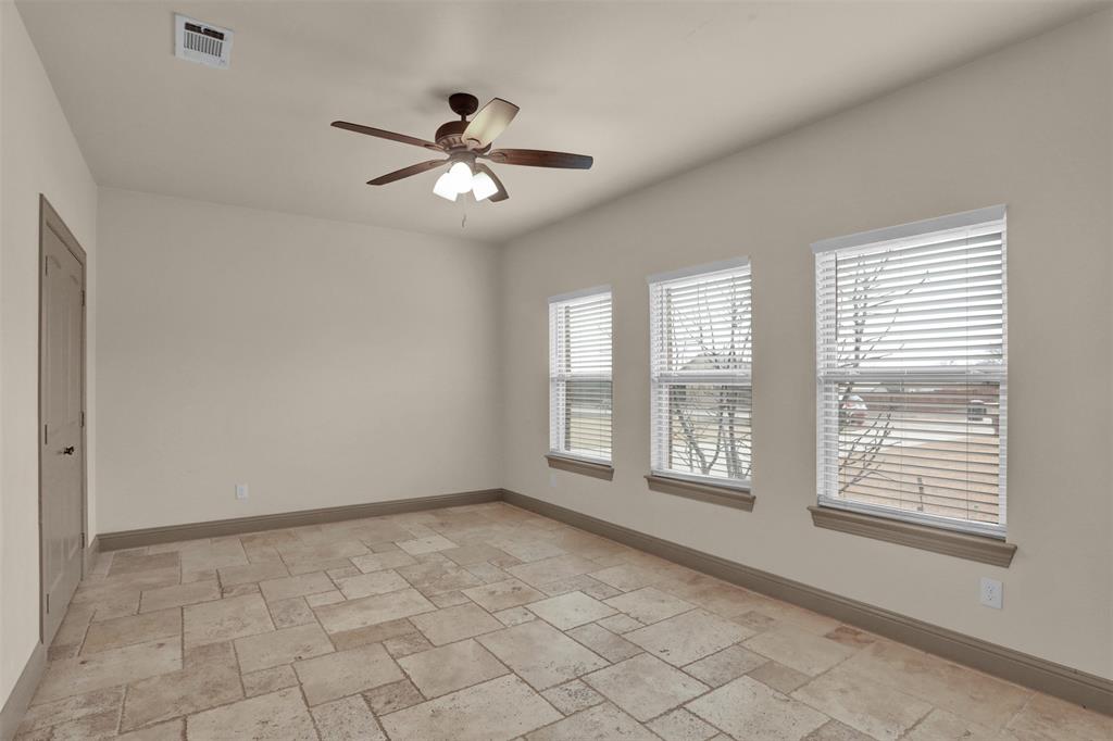 231 Orduna Street - Photo 21