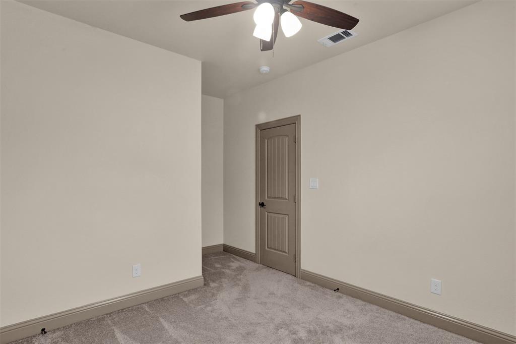 231 Orduna Street - Photo 26