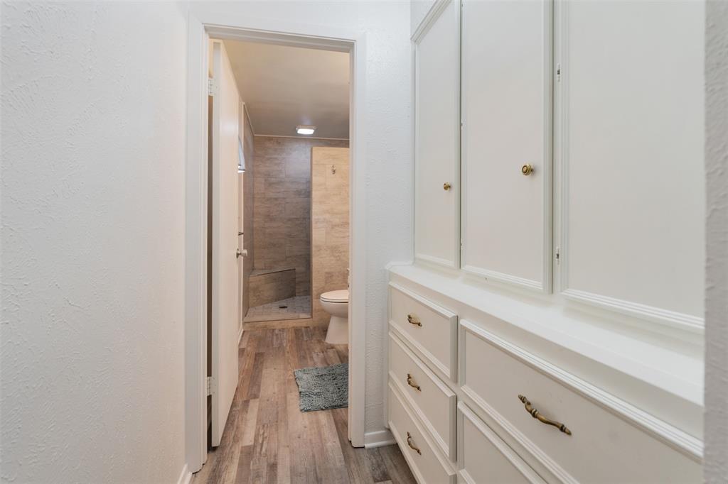 201 Colonial Circle - Photo 27