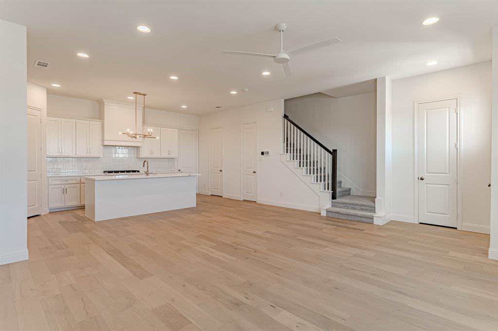 2136 Village Walk Place - Photo 36