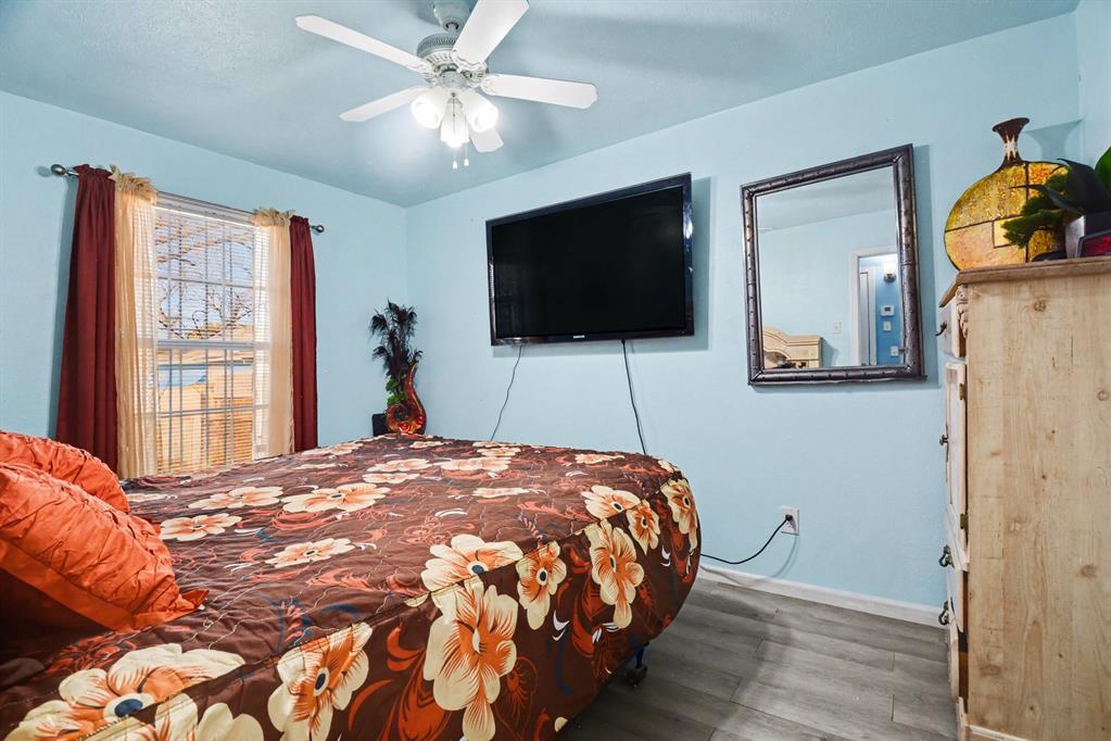 1615 Barlow Avenue - Photo 11