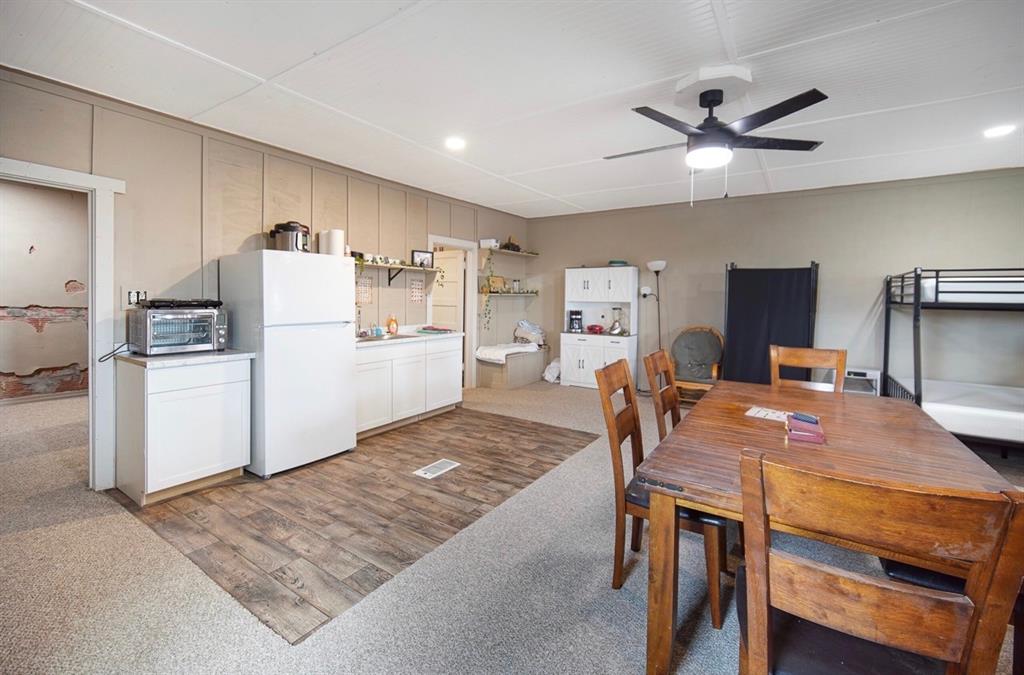109 E Dempsey Street - Photo 8