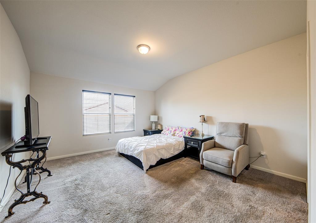 905 Avagail Avenue - Photo 18