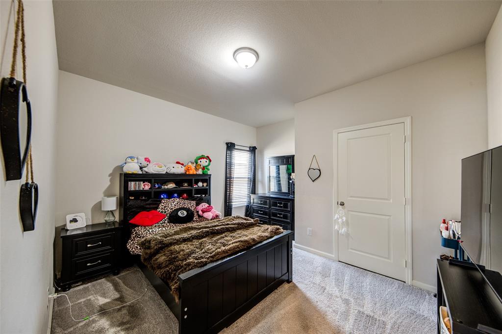 905 Avagail Avenue - Photo 8