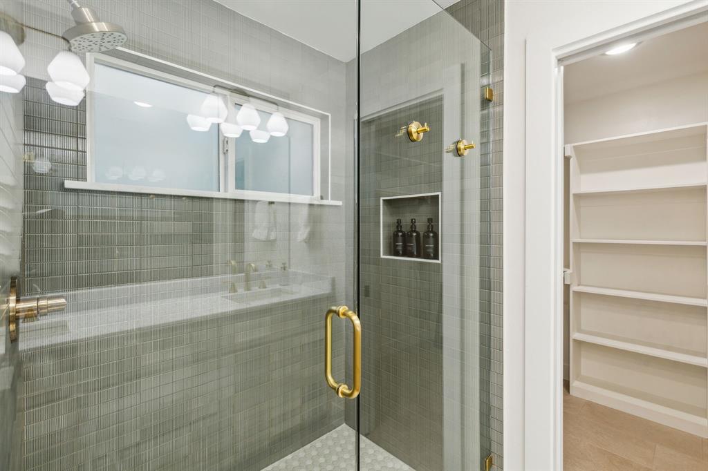 5336 Point La Vista Road - Photo 17