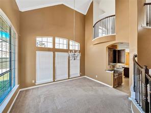 2715 Magellan - Photo 8