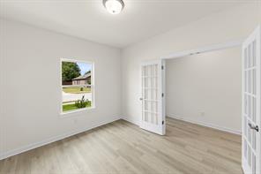 1221 Anderson Drive - Photo 6