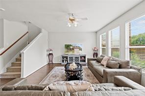 503 Creekside Drive - Photo 6