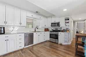 500 W Rucker Street - Photo 10