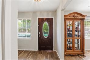 500 W Rucker Street - Photo 5