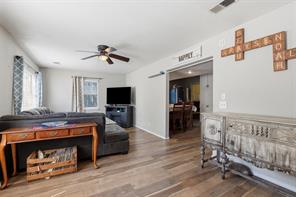 500 W Rucker Street - Photo 6