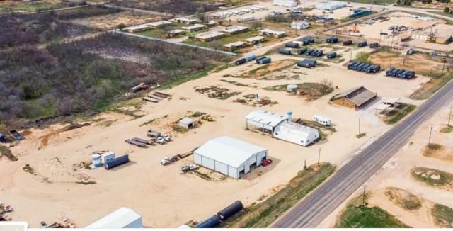 2182 S State Highway 208