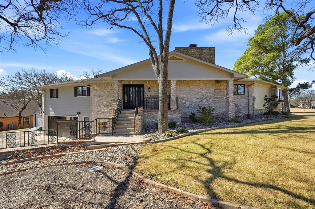 231 Cayuga Trail - Photo 1
