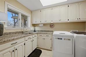 231 Cayuga Trail - Photo 8