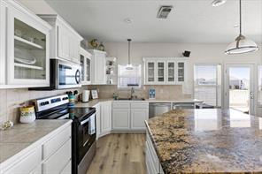 3240 Castle Drive - Photo 15
