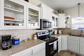 3240 Castle Drive - Photo 16