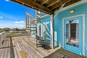 3240 Castle Drive - Photo 32
