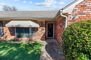 5224 Lake Shore - Photo 23