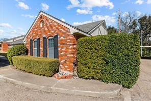 5224 Lake Shore - Photo 24