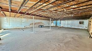 403 N Gray Street - Photo 4
