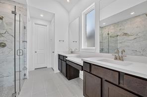 7828 Pondview Lane - Photo 13
