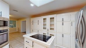 6920 Westover Drive - Photo 10