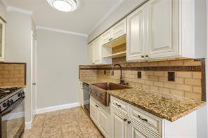 8631 Charing Cross Lane - Photo 12