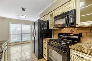 8631 Charing Cross Lane - Photo 13