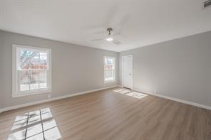 100 Crestwood Drive - Photo 16