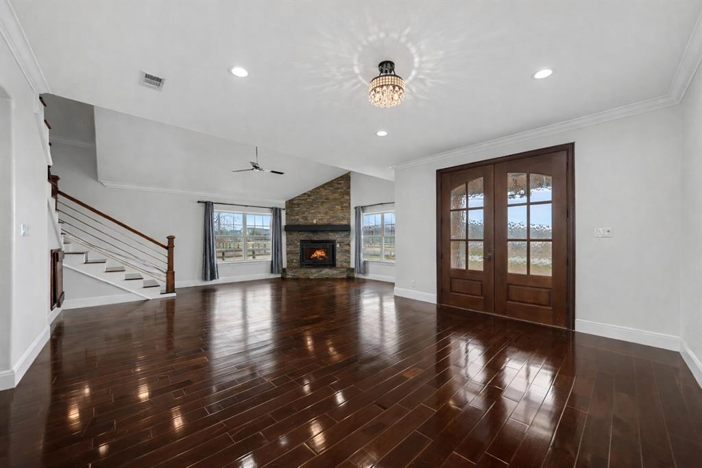 661 Majors Drive - Photo 4