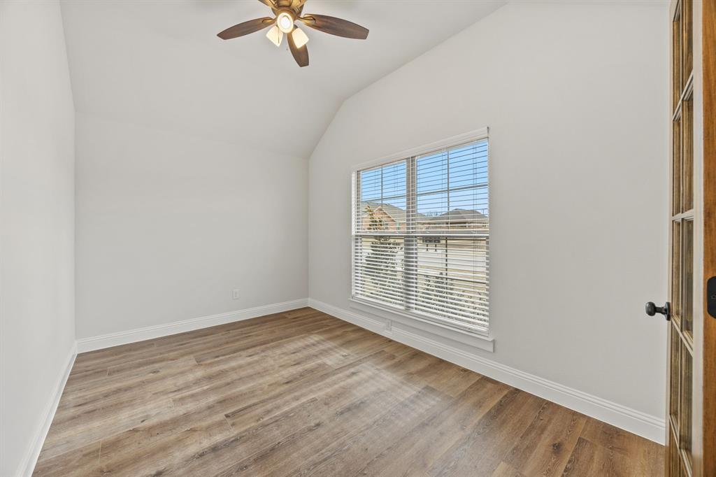 1401 Oak Valley - Photo 17