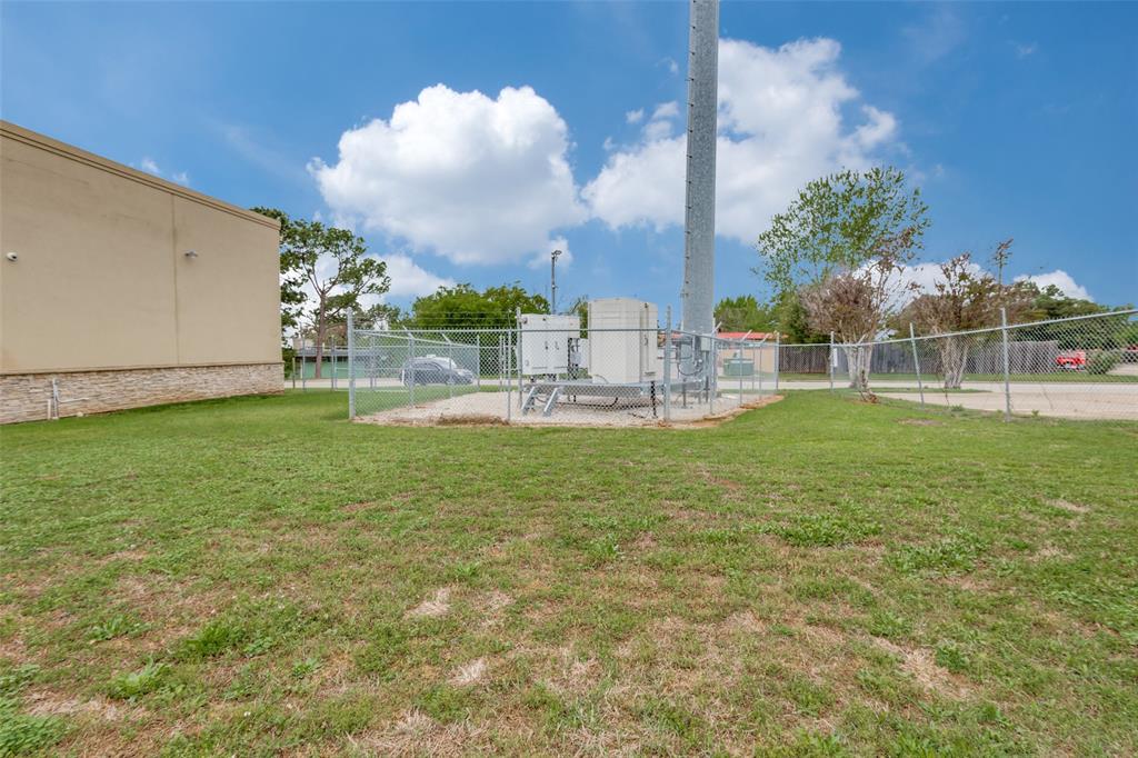 1509 Gina Drive - Photo 7
