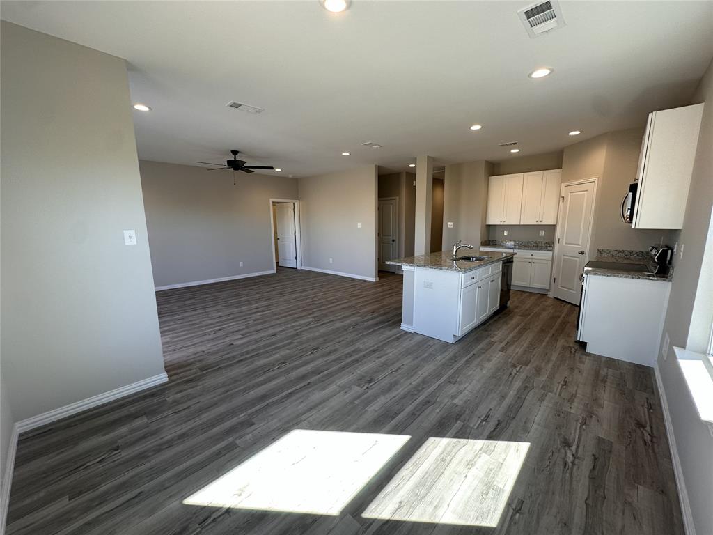 4812 Delano Street - Photo 6