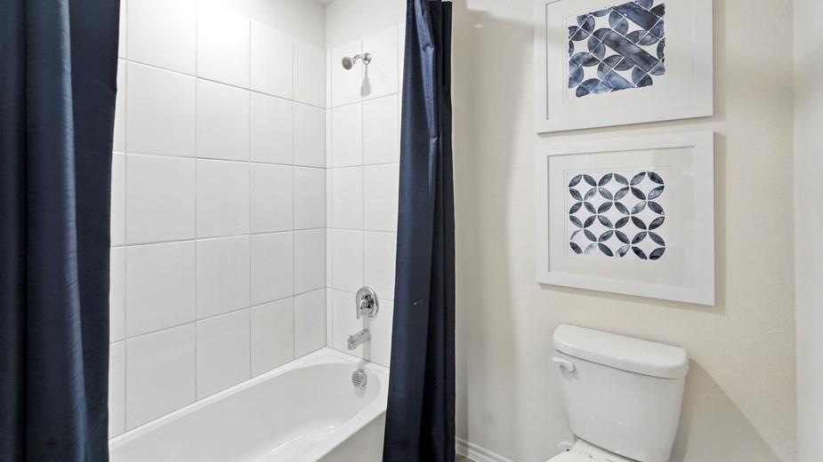 1911 Reveille Way - Photo 2