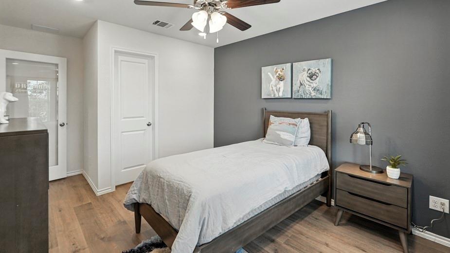1911 Reveille Way - Photo 34
