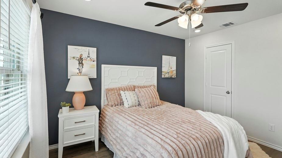 1911 Reveille Way - Photo 9
