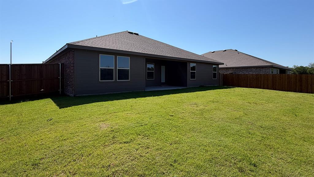 1921 Reveille Way - Photo 31