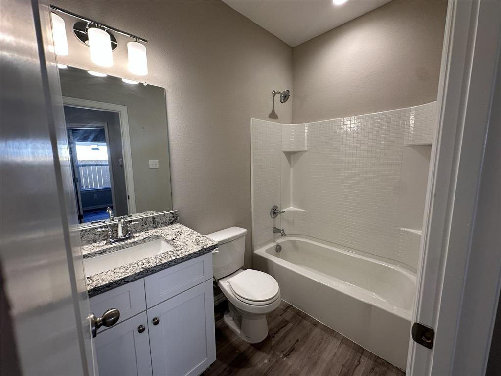 4704 Delano Street - Photo 14