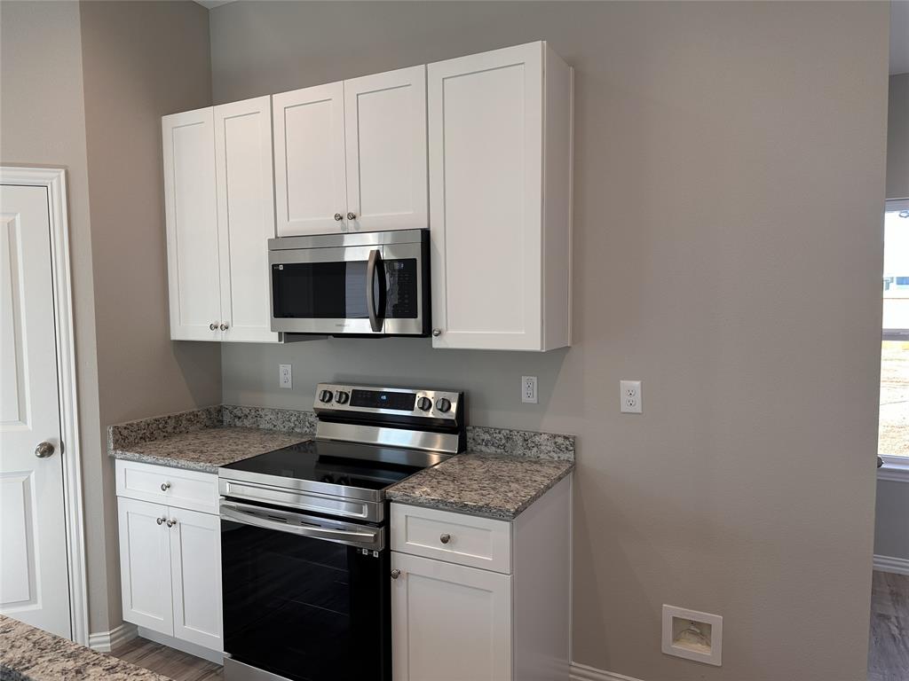 4704 Delano Street - Photo 8