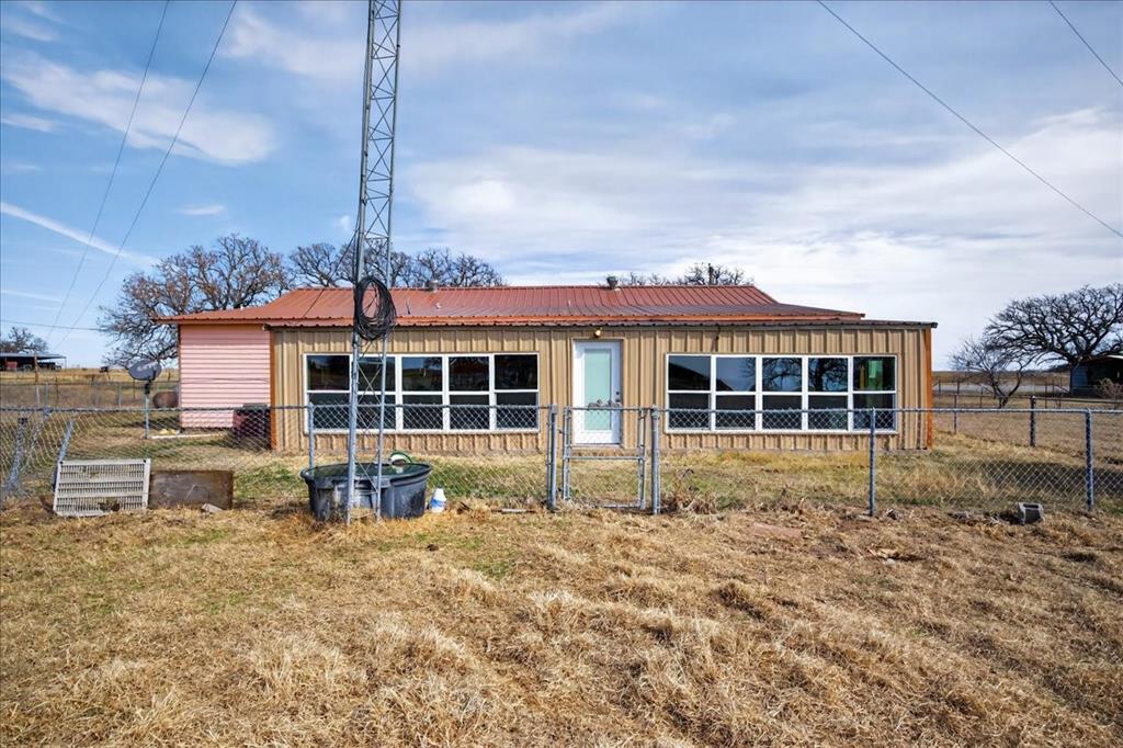 900 Fm 2921 - Photo 11